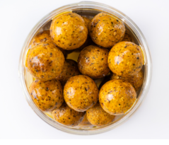 Magic Wolf - Ananas MYSTIC Boilies v dipu 160g