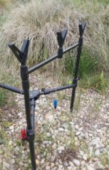 Rybársky stojan SPORTS Quadruplet RodPod + 3 ks swinger